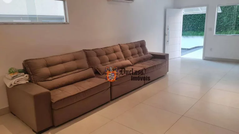 Imagem Sobrado com 4 dormitórios à venda, 290 m² por R$ 1.600.000 - Enseada - Guarujá/SP