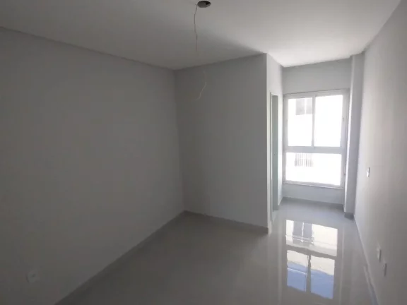 Imagem Casa a venda na praia do Morro Guarapari-ES Casa duplex composta por 3 suítes sendo uma Suite master com Closet e 2 vagas de garagem