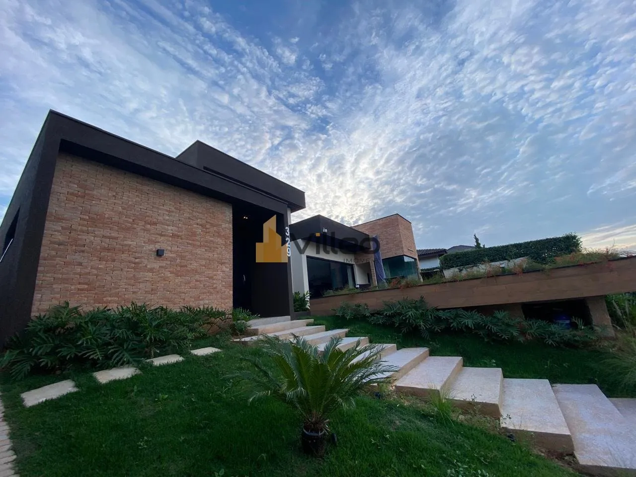 Imagem Descubra esta incrível casa localizada no Condomínio Villagio Ipanema, em Araçoiaba da Serra, ide...