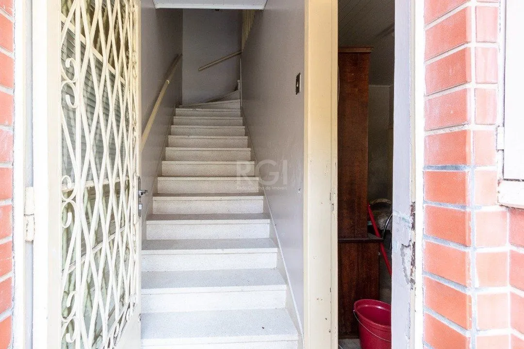 Imagem Casa para Venda - 118m², 2 dormitórios, 2 vagas - Medianeira