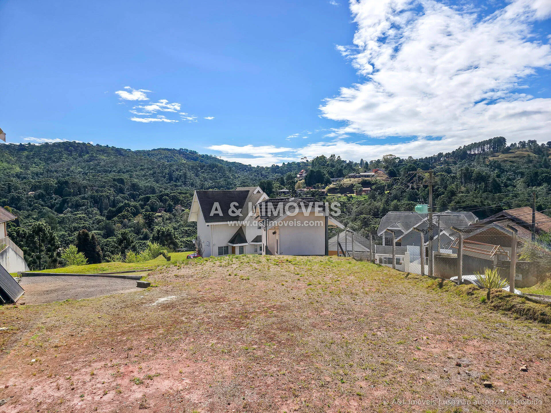 Terreno à venda em Campos do Jordão | 325,45 m² | Villagio D'Imbiry