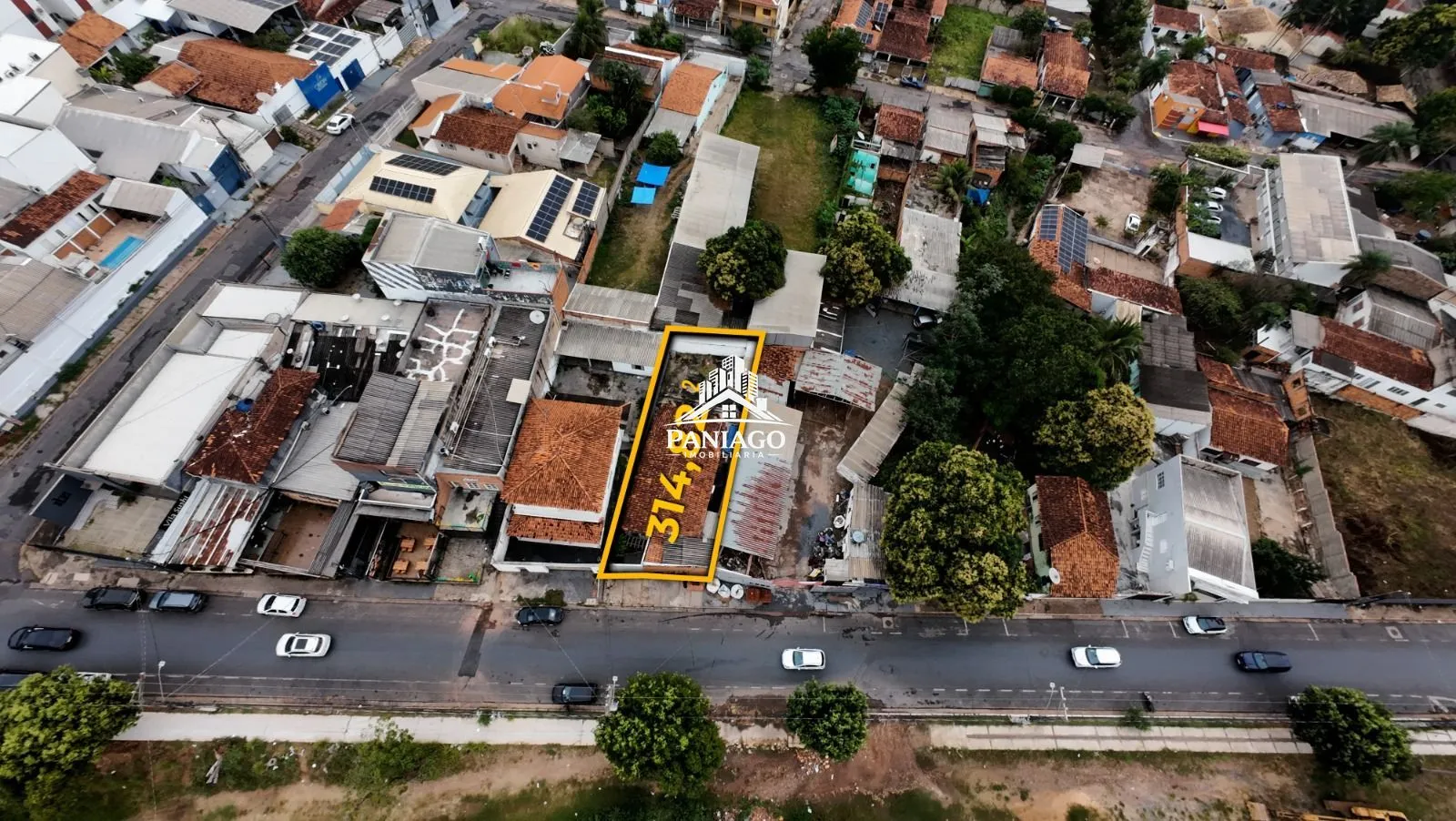 Prédio Comercial à Venda em Cuiabá/MT com 220 m² Construídos