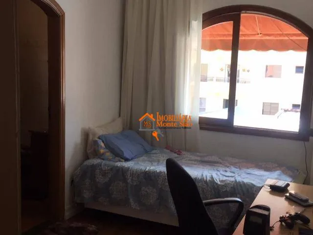 Imagem Casa com 3 dormitórios à venda, 425 m² por R$ 1.390.000,00 - Vila Rosália - Guarulhos/SP