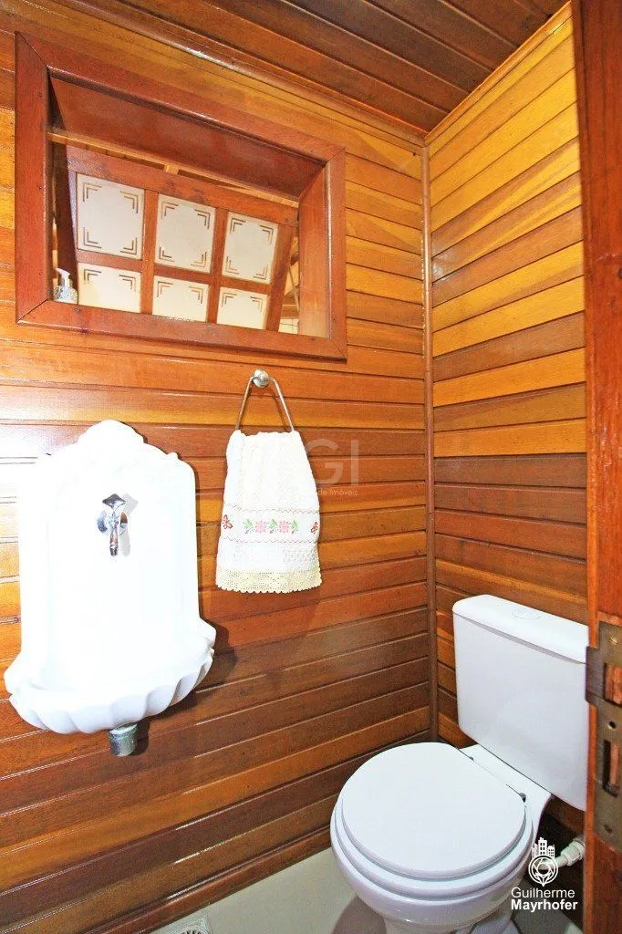 Imagem Casa para Venda - 235m², 3 dormitórios, sendo 1 suites, 3 vagas - Sarandi