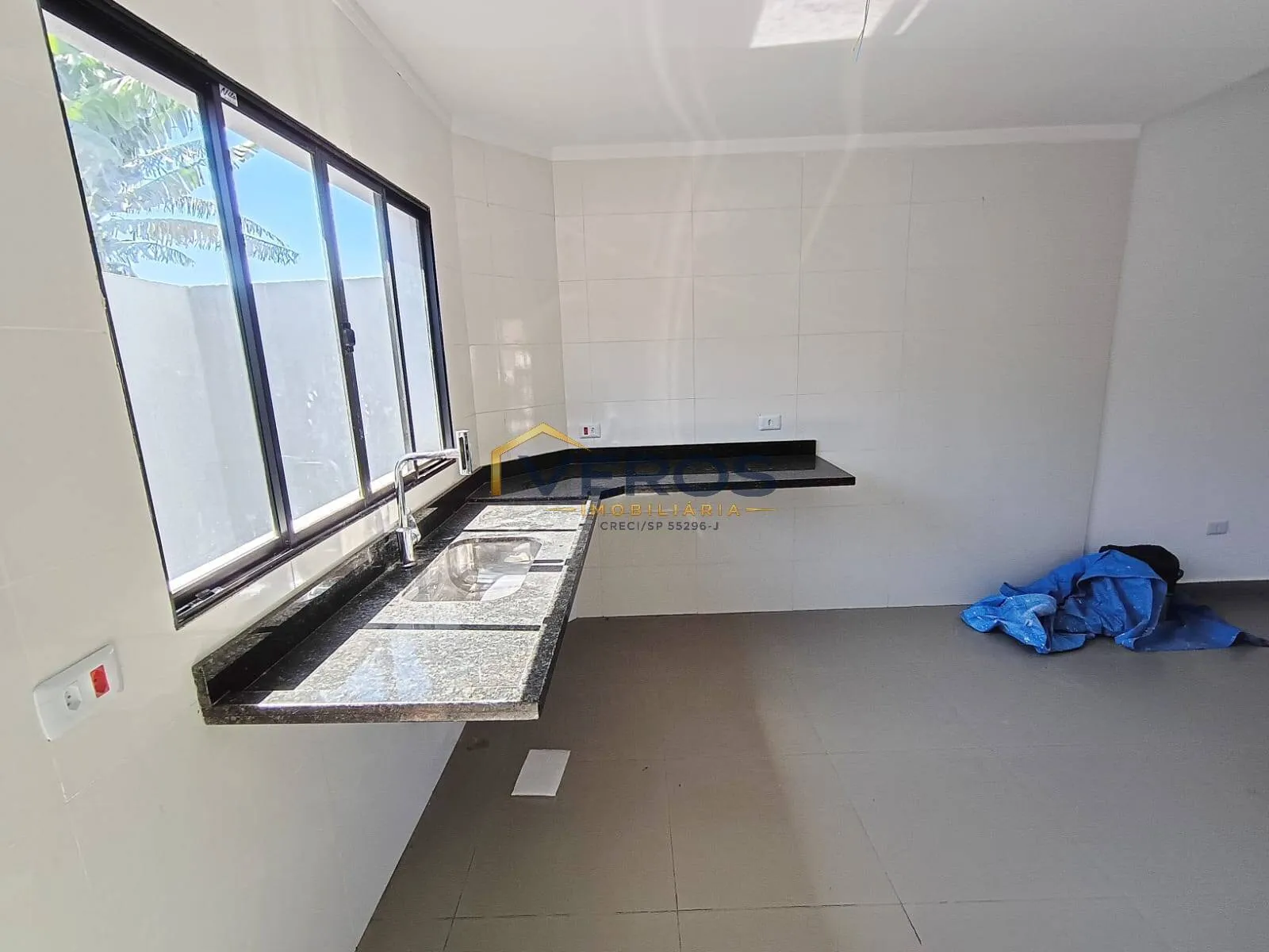 Imagem Casa Nova a venda com 3 quartos perto da praia Massaguaçu em Caraguatatuba