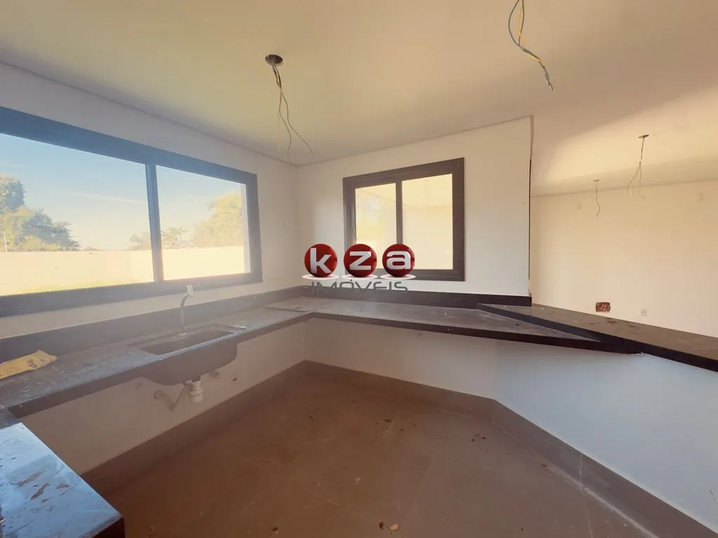 Imagem Casa a venda no Condomínio Villa Arte 28 em Vinhedo-SP: 3 suítes, 2 salas e 140m² de área e 268 de terreno!