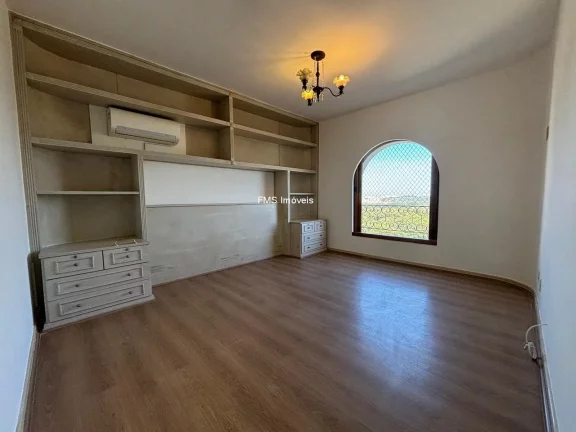 Imagem Apartamento de Luxo à Venda na Vila Madalena, São Paulo-SP - 2 Quartos, 2 Suítes, 3 Salas, 4 Banheiros, 3 Vagas, 218m²!