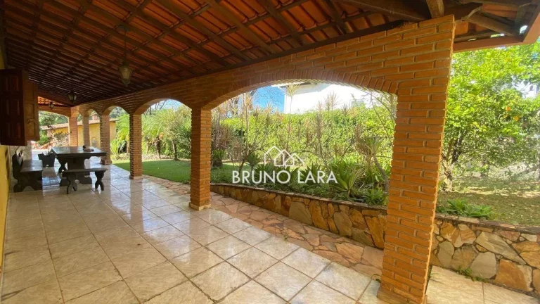 Imagem Casa para alugar, 198 m² por R$ 4.839,42/mês - Condomínio Fazenda Solar - Igarapé/MG
