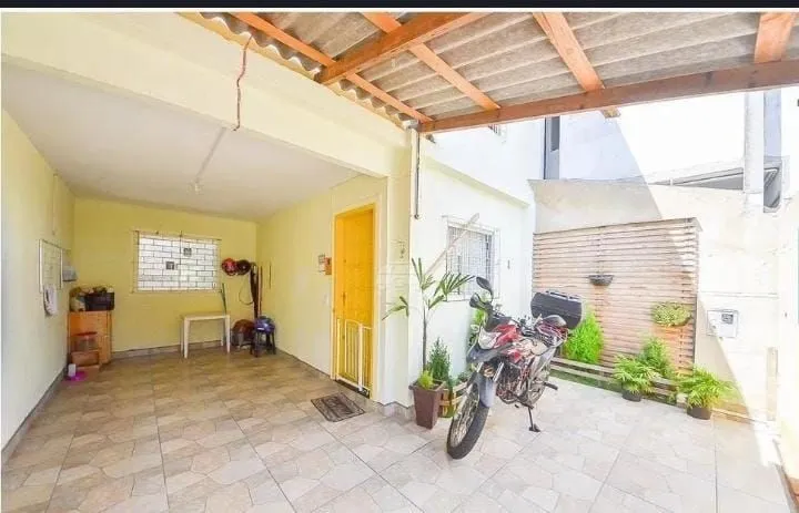 Imagem Sobrado com 3 dormitórios à venda, 97 m² por R$ 365.000 - Campo de Santana - Curitiba/PR
