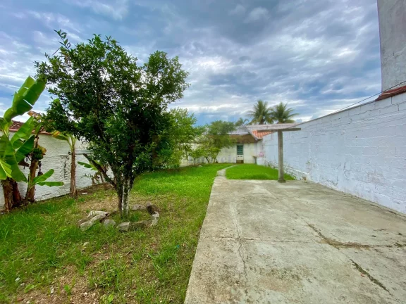 Imagem Excelente Casa de 2 Dorm a Venda no Sumaré - Caraguatatuba