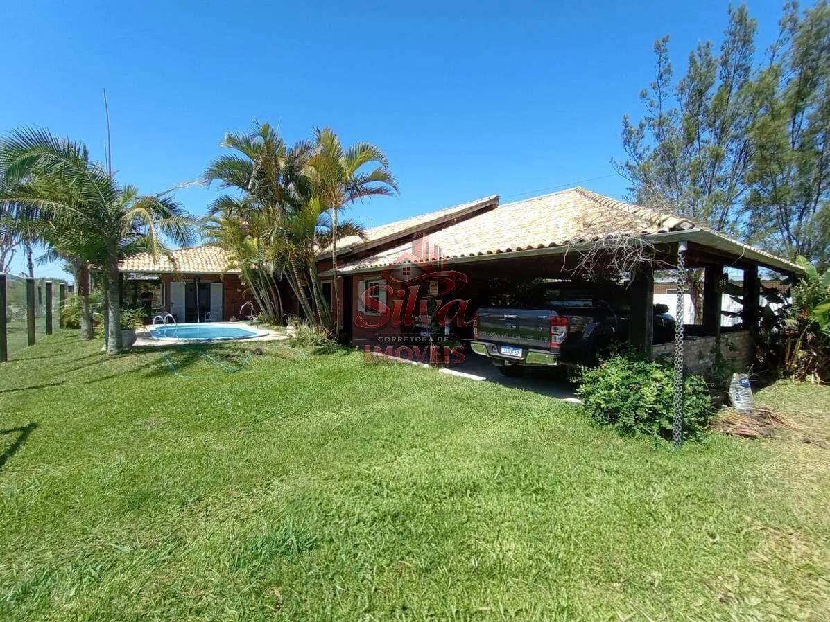 Imagem C805 | Casa à venda com piscina a 350m do mar