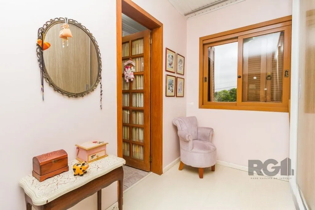Imagem Casa 4 dormitórios no bairro Espírito Santo