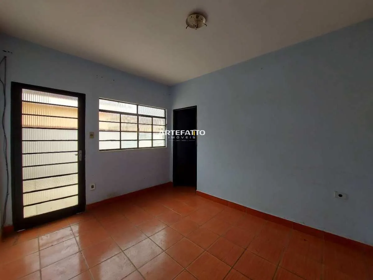 Foto do imóvel Casa à venda em Franca, Jardim Conceição Leite, com 2 quartos, 190m2
