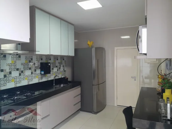 Imagem Casa em Condomínio para Venda em Teresina, Gurupi, 6 dormitórios, 1 suíte, 4 banheiros, 3 vagas
