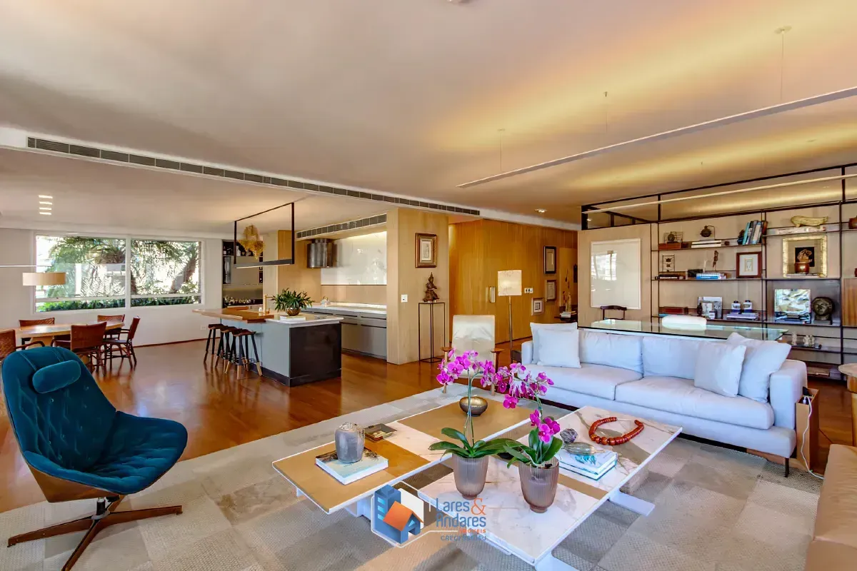Foto do imóvel Apartamento para venda em Itaim Bibi com 3 quartos, sendo 3 suítes, 453m² em Rua Salvador Cardoso