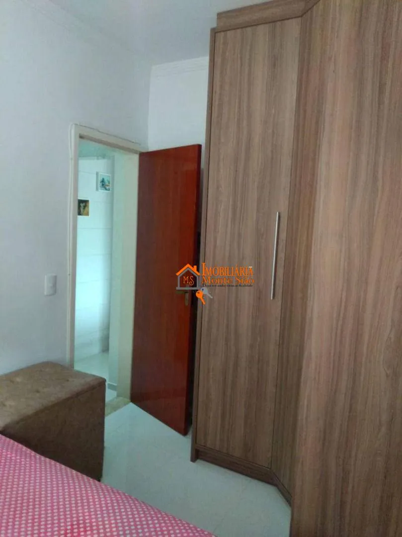 Imagem Apartamento com 2 dormitórios à venda, 54 m² por R$ 239.000,00 - Cidade Soberana - Guarulhos/SP
