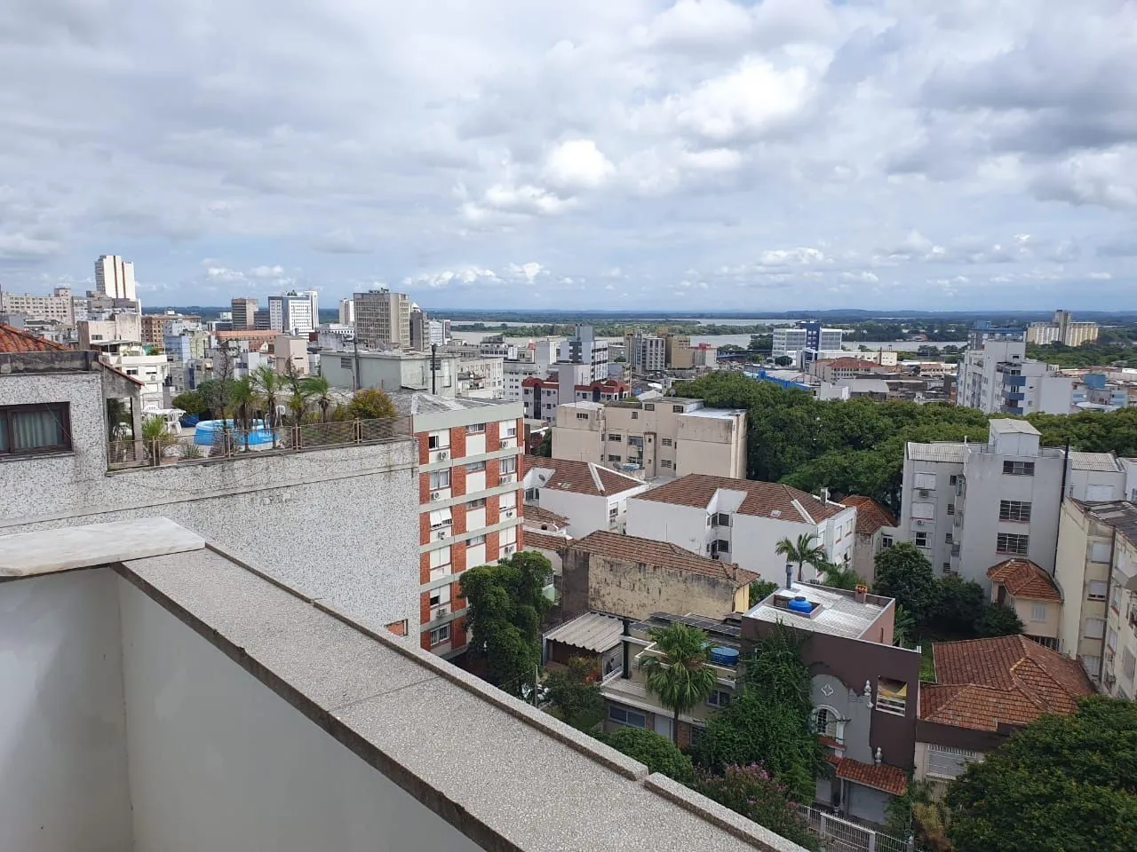 Imagem Apartamento de 3 quartos no bairro Independência em Porto Alegre