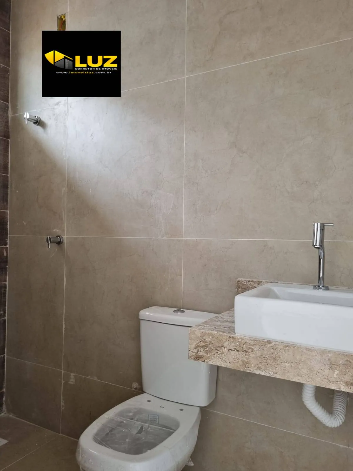Imagem Elegância e o Conforto no Prime Ville Residence no coração do Eusébio