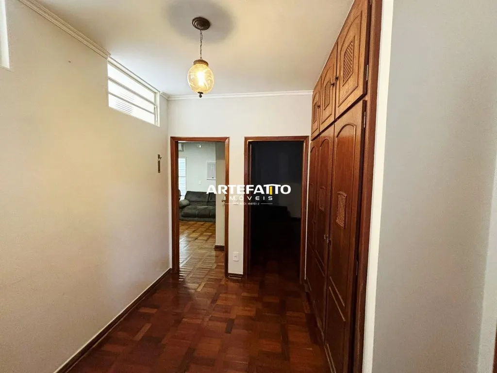 Imagem Casa com 3 dormitórios no bairro Jardim Boa Esperança