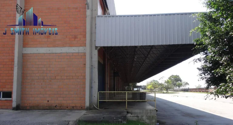 Imagem GALPÃO AC. 70.000m² INDL. À VENDA EM TERRENO 185.000m² - OPORTUNIDADE!!