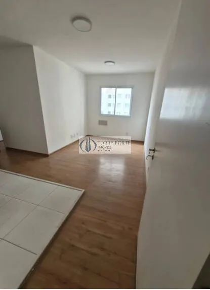 Foto do imóvel Apartamento com 45 m², 2 dormitórios, 1 banheiro, 1 vaga de garagem em Rua 17 de Janeiro