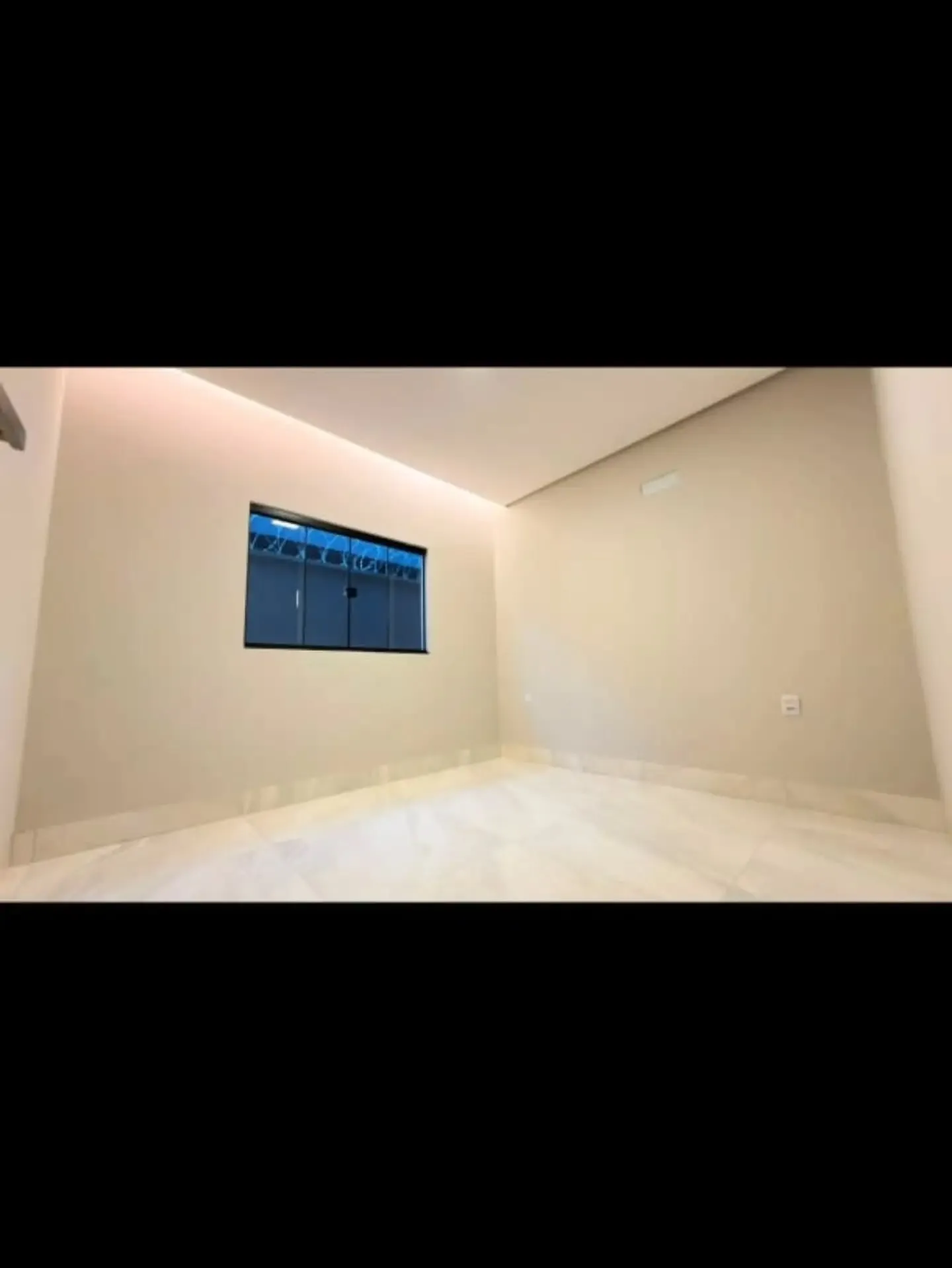 Imagem Casa 3/4 C Suite No Setor Garavelo