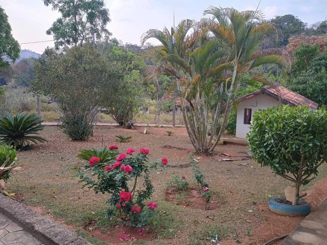 Imagem Vendo Chácara em Crucilândia/MG - com 2.400 m² de area