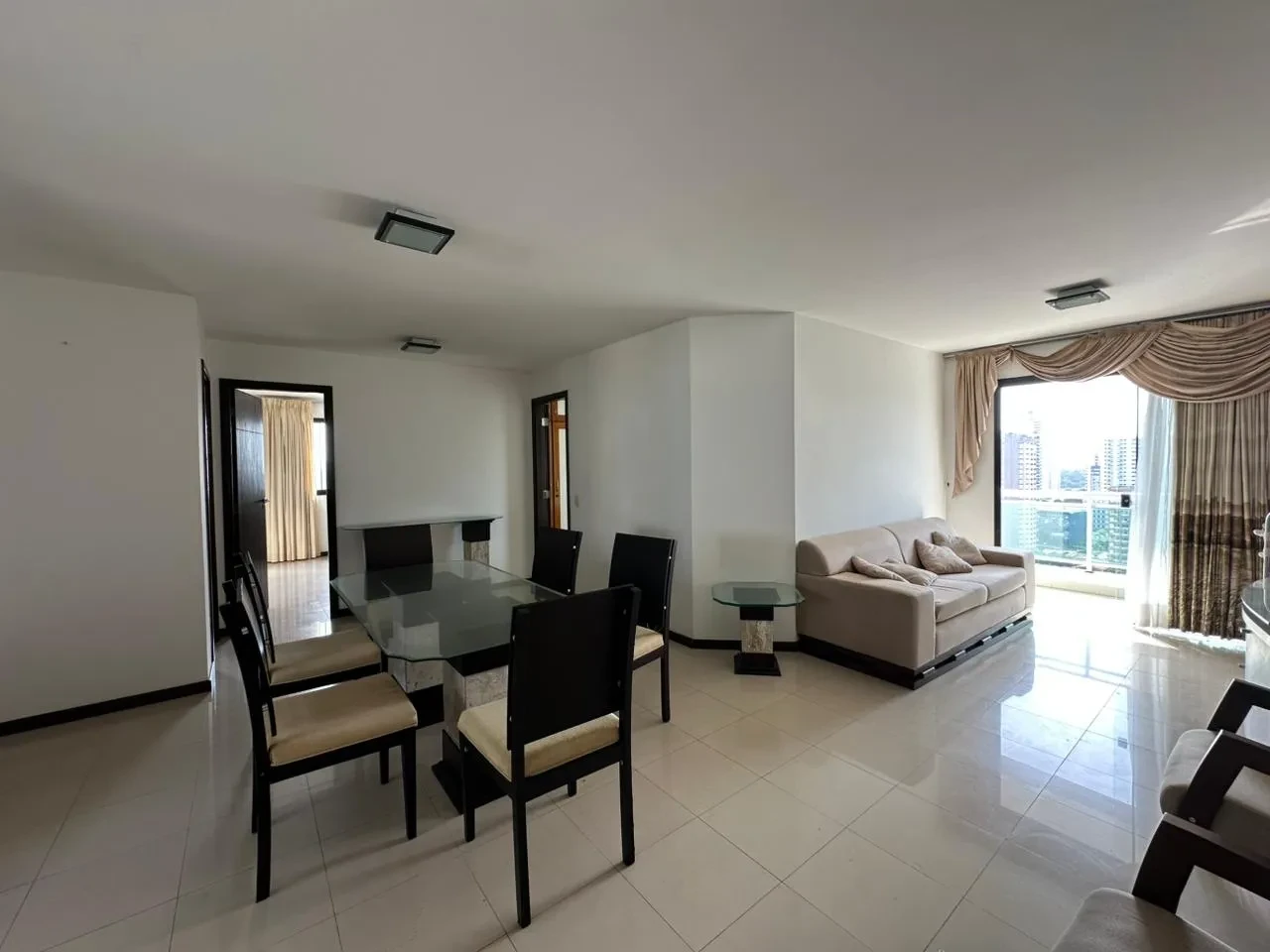 Imagem Apartamento com 3 Quartos à Venda, 120 metros em Umarizal - Belém