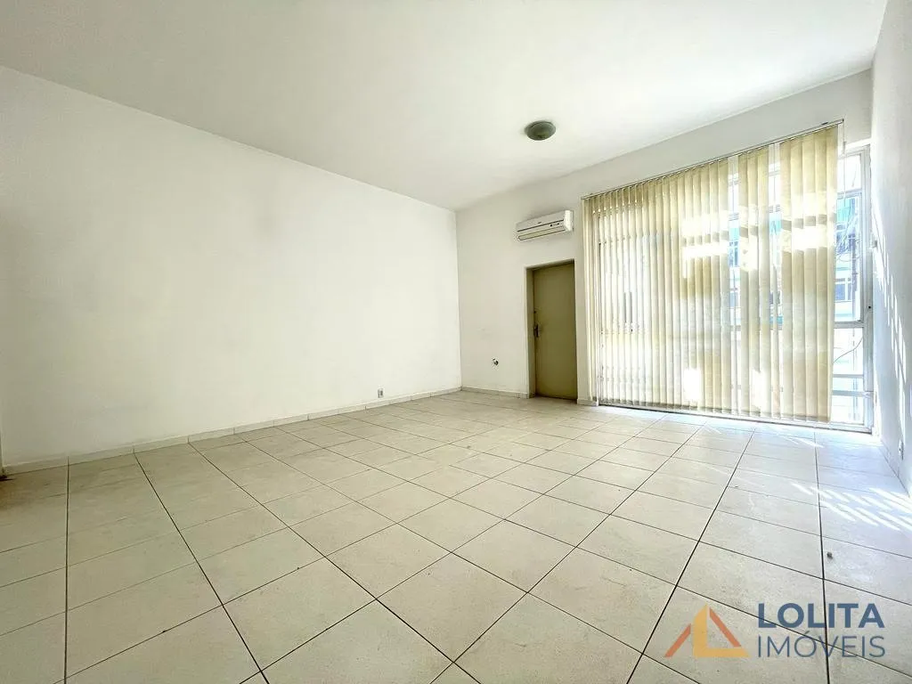 Imagem Sala Comercial de 33 m² à Venda no Centro de Florianópolis/SC: