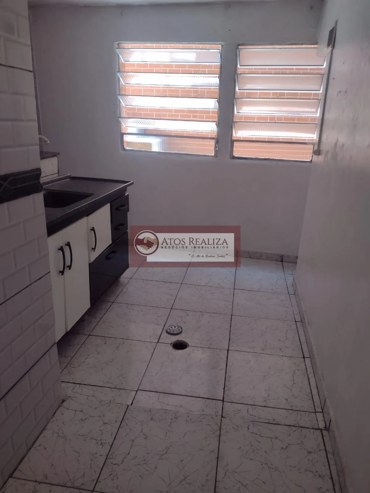Imagem Se você estava procurando uma oportunidade no Jardim Varginha, pare de procurar. Vendo casa com 2 Dormitórios, sala, Cozinha, Área de serviço, quintal e vaga de garagem. Valor de oportunidades imperdível, R$ 270.000 com entrada facilitada, Confira!.
