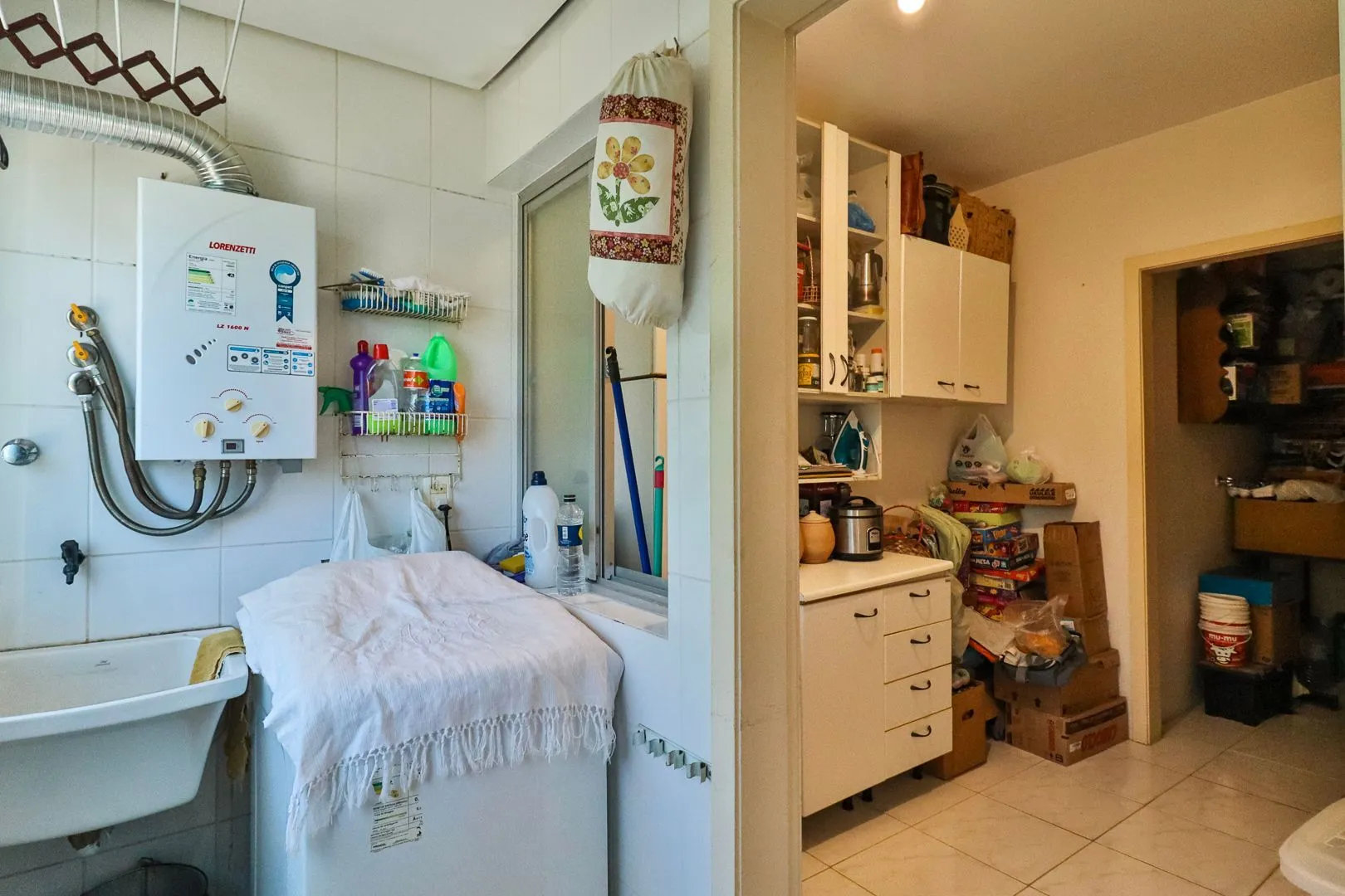 Imagem Apartamento para venda de 3 dormitórios, no bairro Teresópolis em Porto Alegre/RS.