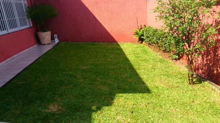 Imagem Casa à venda em Taboão da Serra-SP, Jardim São Judas Tadeu: 2 quartos, 1 banheiro, 95m² de área!