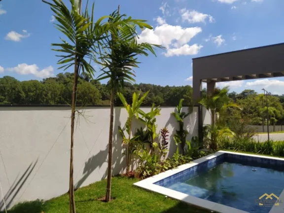 Imagem Casa Térrea com 3 suítes e 4 vagas cobertas no condomínio Brisas Jundiaí