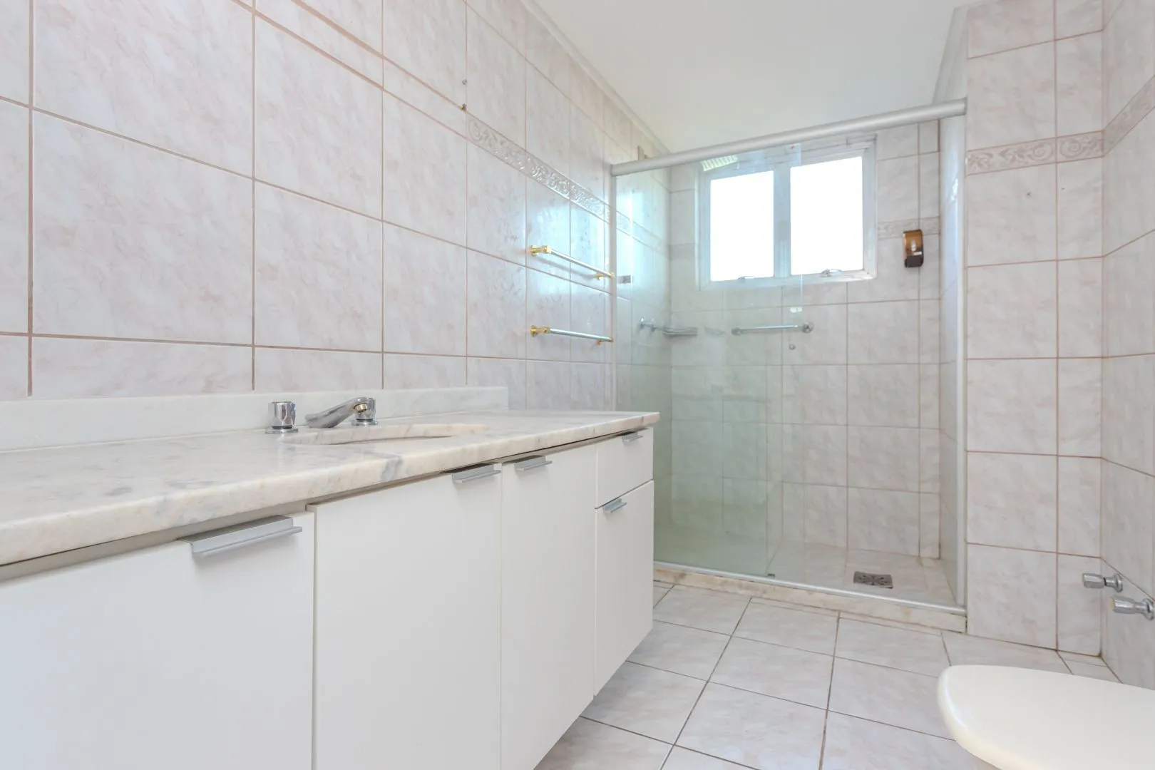 Imagem Apartamento no Moinhos de Vento de 3 dormitórios vaga e infra DESOCUPADO