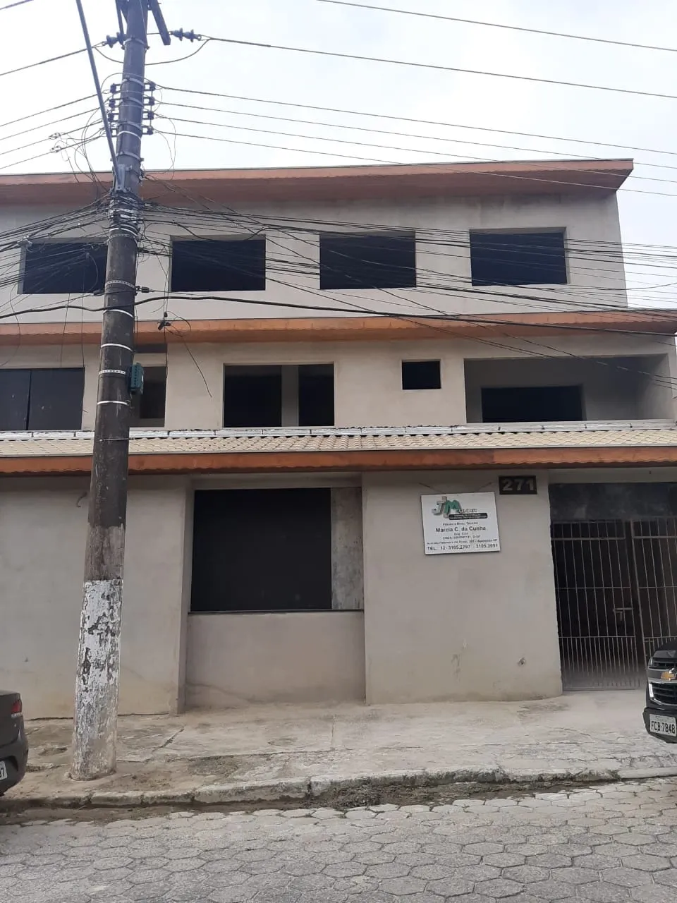 Imagem Comercial à venda 11 Suites, 12 Vagas, 250M², Itaguaçú, Aparecida - SP