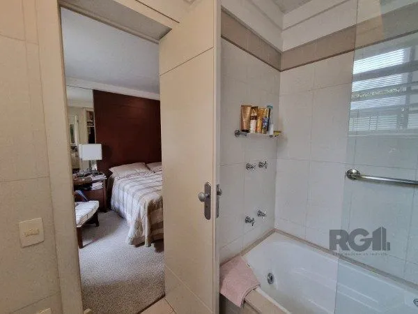 Imagem Casa a venda 03 dormitórios 280mq Jardim Lindóia