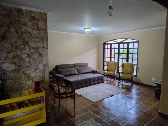 Imagem Casa a Venda/ Condomínio Morada dos Colibris/ Embu