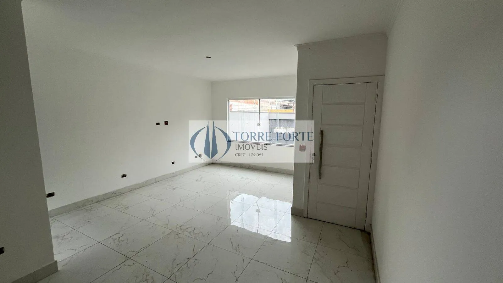 Imagem Casa sobrado novo, com 120m² em rua tranquila na Vila Canero