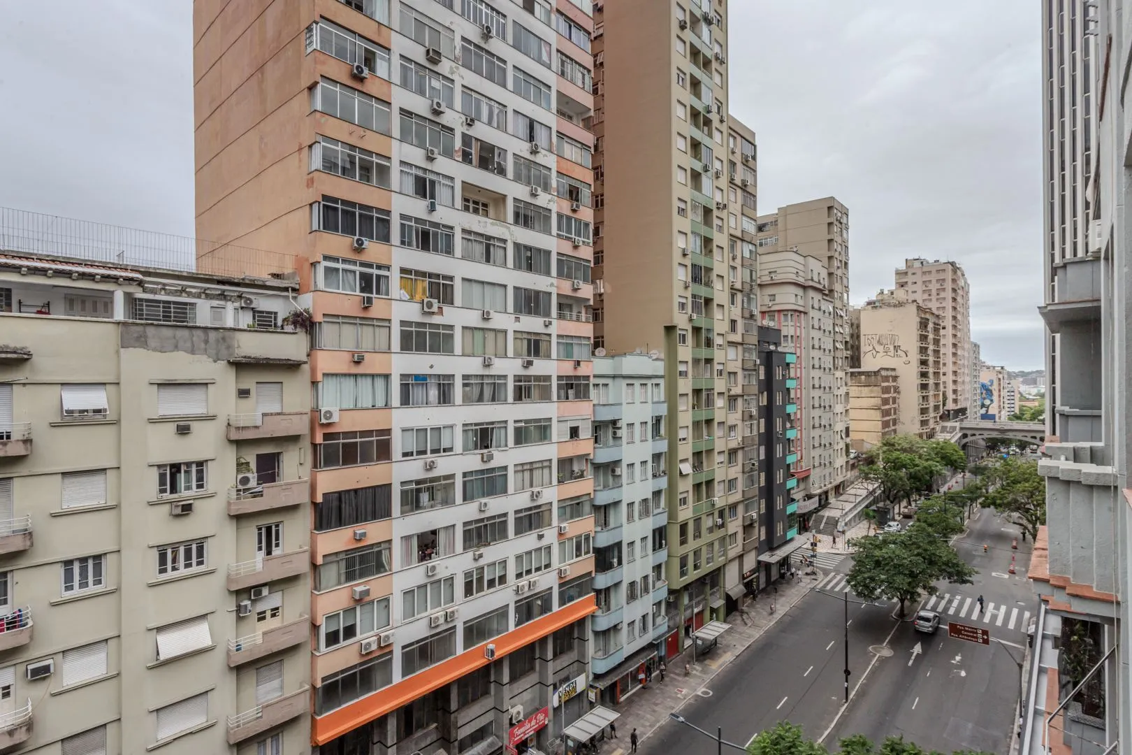 Imagem Apartamento no Centro de 4 dormitórios com 120m²