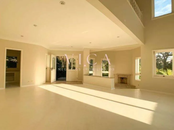 Imagem Alphaville 10 | Casa 600m² 4 suítes, lareira e 6 vagas | R$ 4,2 mi
