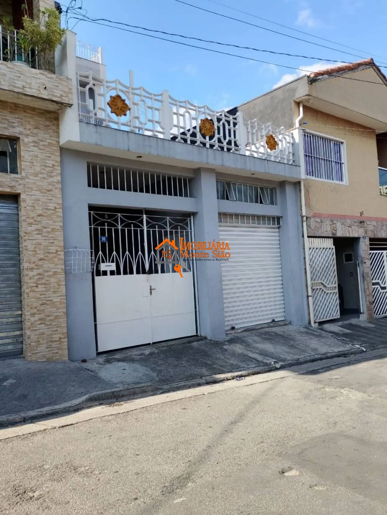 Imagem Sobrado com 3 dormitórios à venda, 300 m² por R$ 830.000,00 - Jardim Moreira - Guarulhos/SP