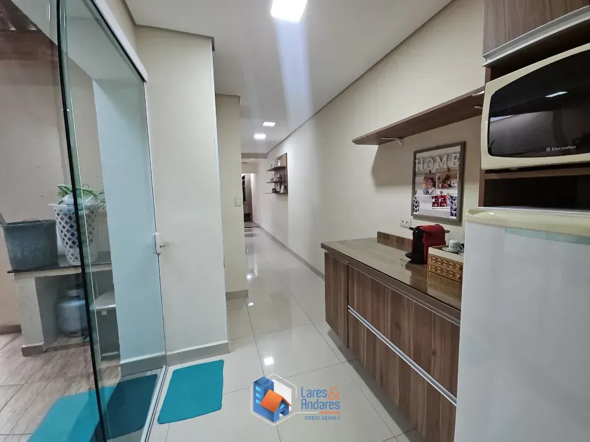 Imagem Sobrado para venda em Vila Ivone com 3 quartos, sendo 1 suíte, 178m²