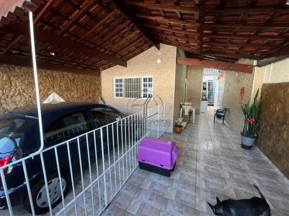Imagem Casa Geminada Térrea com Piscina e 3 Quartos no Tupi, Praia Grande
