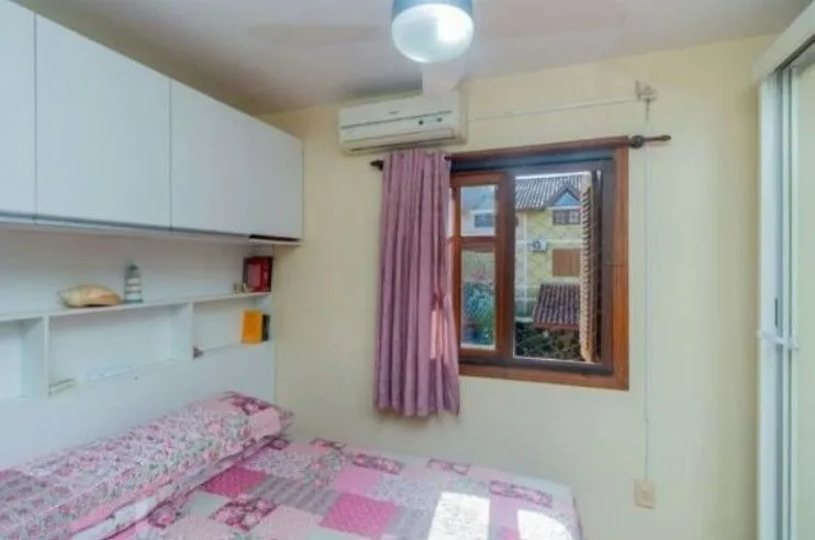 Imagem Casa em condomínio 3 dormitórios ´- Bairro Camaquã