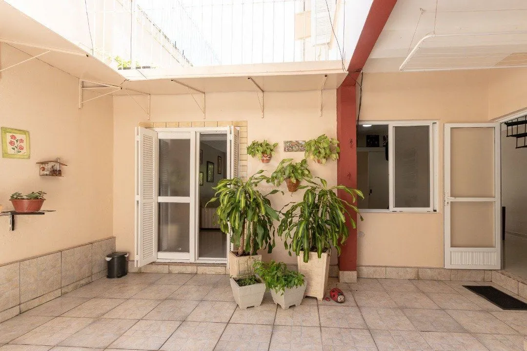 Imagem Sobrado para Venda - 150m², 3 dormitórios, sendo 1 suites, 1 vaga - Morro Santana