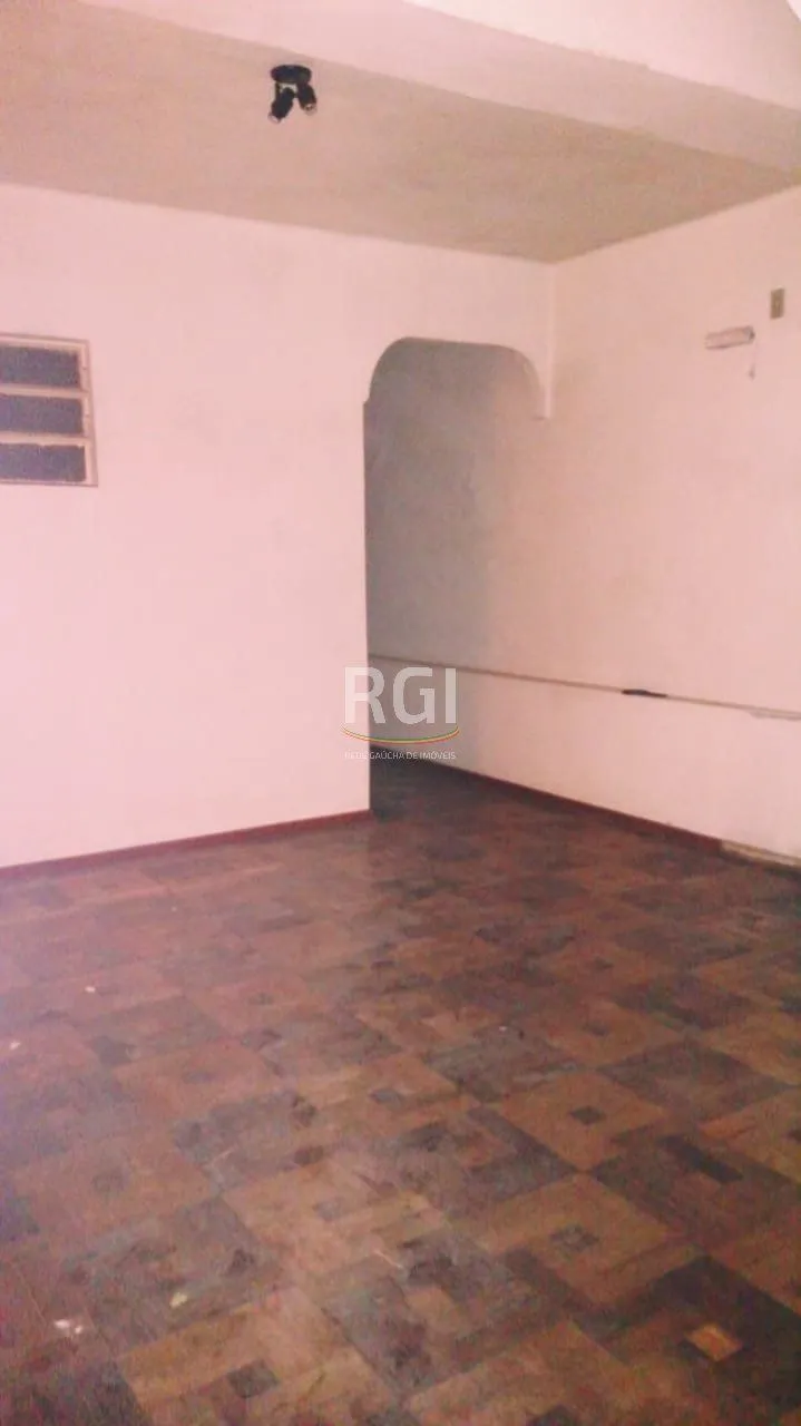 Imagem Casa para Venda - 140m², 3 dormitórios, 3 vagas - Santo Antonio