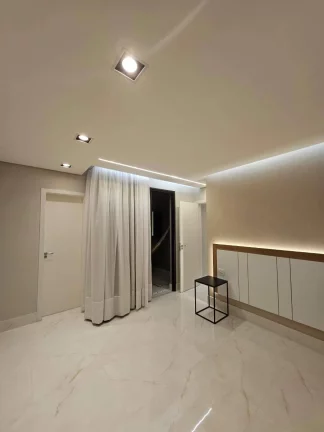 Imagem Casa mobiliada e decorada em residencial planejado