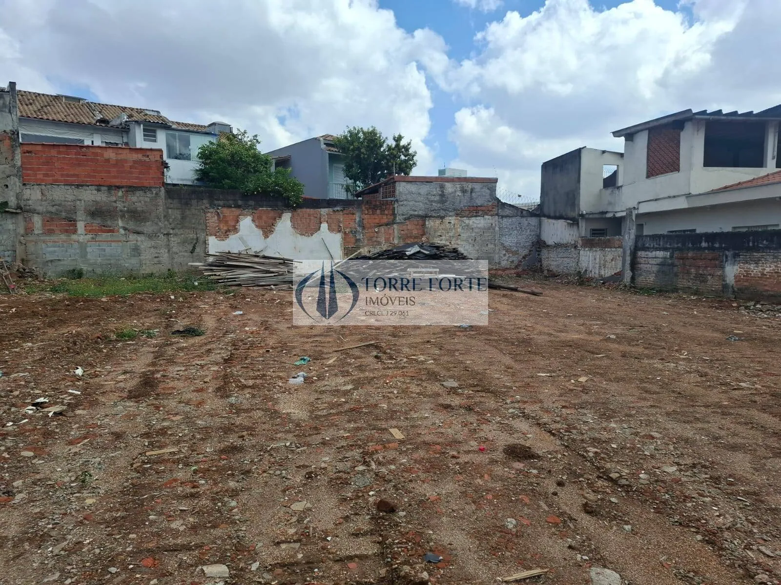 Imagem Terreno com 495 metros na Vila Formosa.