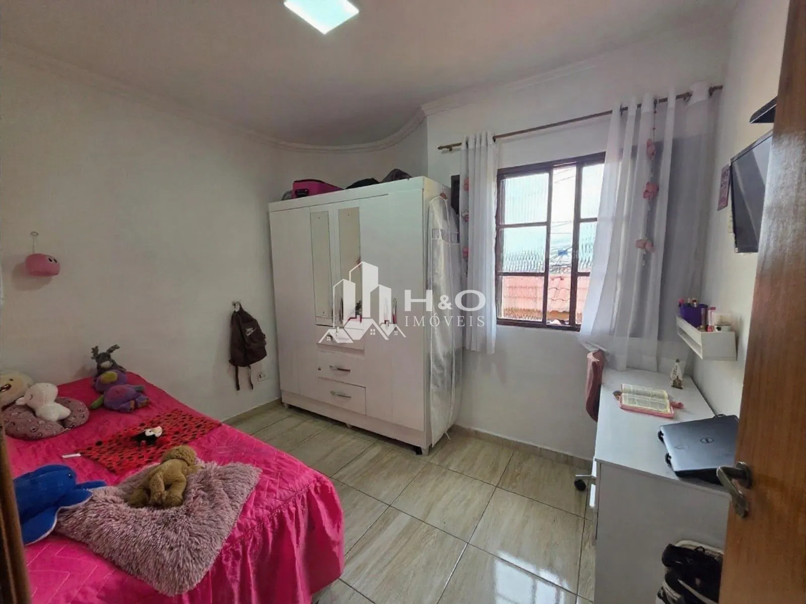 Imagem Sobrado com 3 Dormitórios, 2 Suítes e 2 Vagas à Venda em Artur Alvim