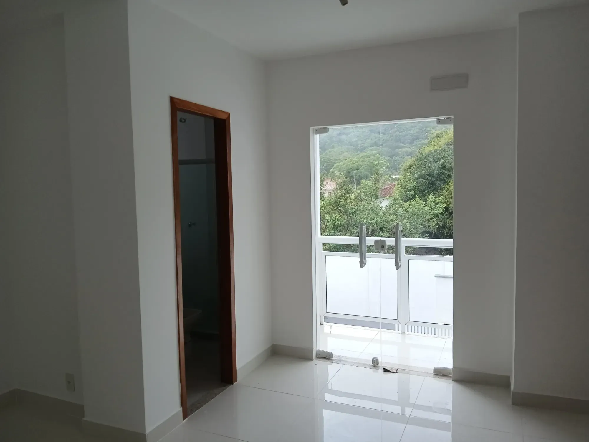 Imagem Casa de Vila com 3 Quartos à Venda, 105 m² em Itaipu - Niterói